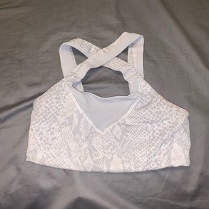 Lululemon sports bra